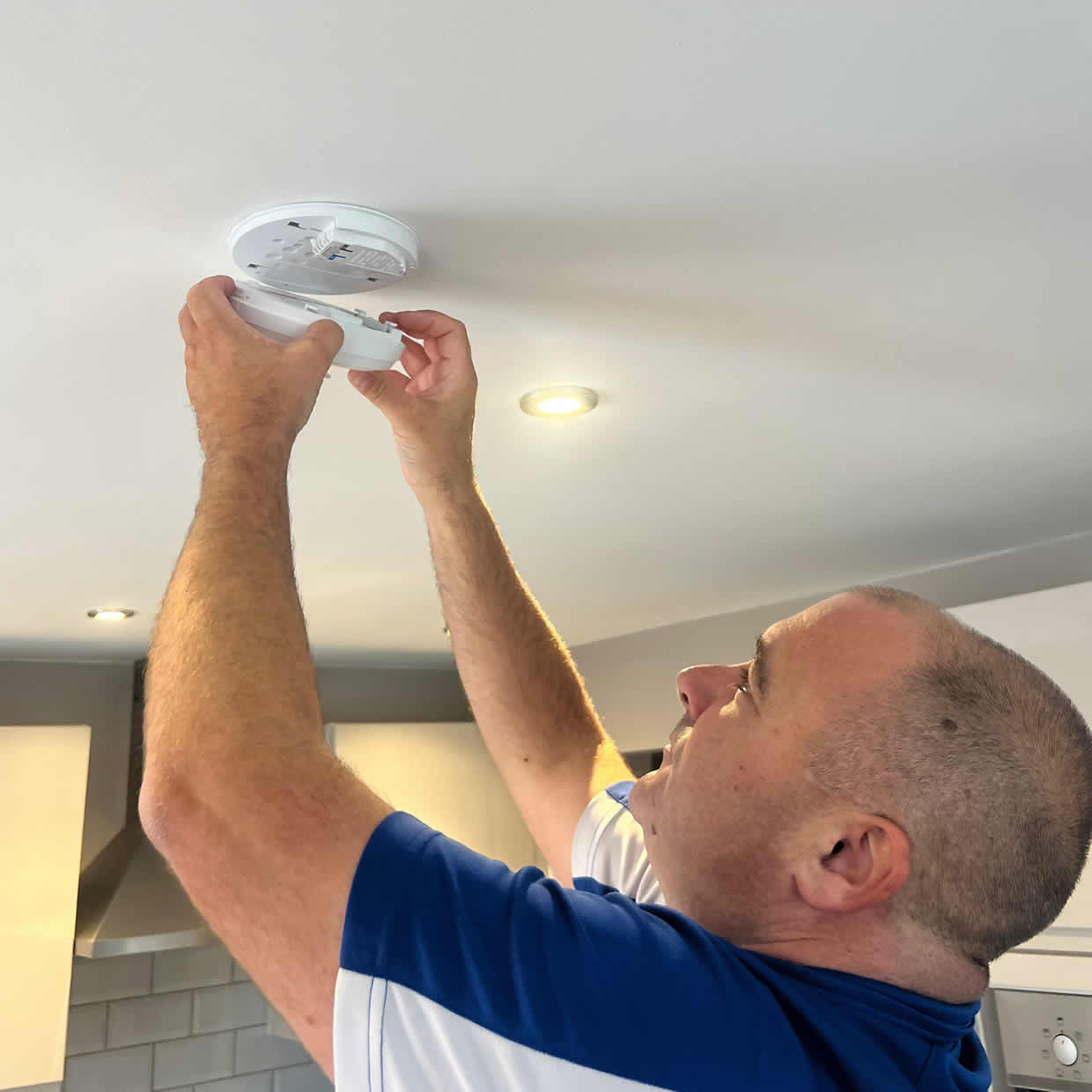 Smoke alarm installation service in Dover
